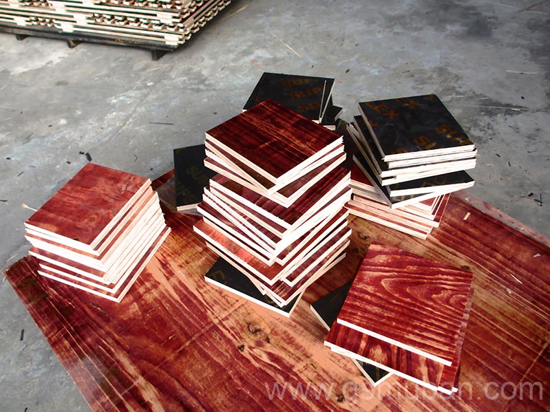 建筑模板怎么采購才劃算？看看廠家怎么說！