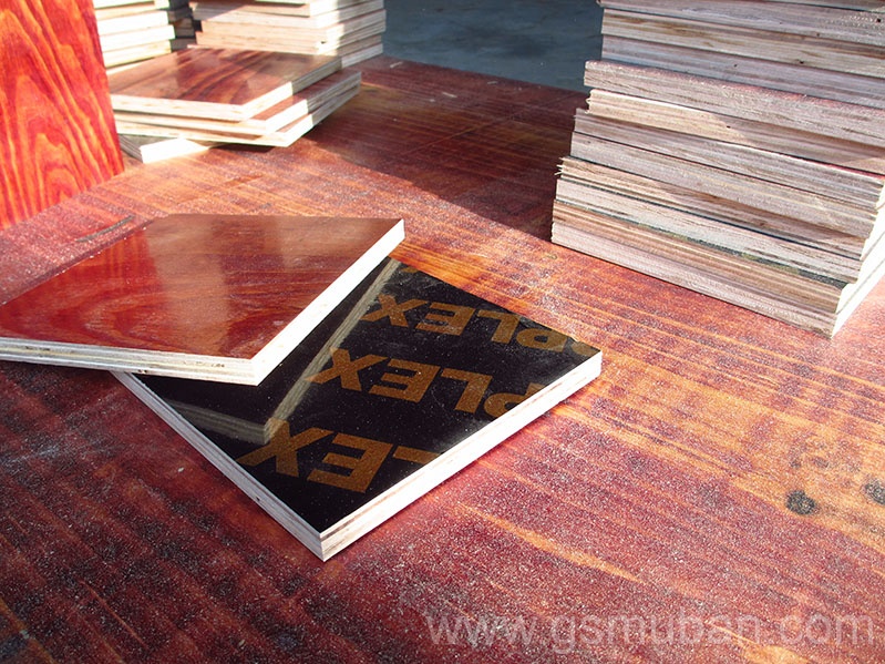 一塊紅板有多少平方?1.5的紅板出廠價(jià)